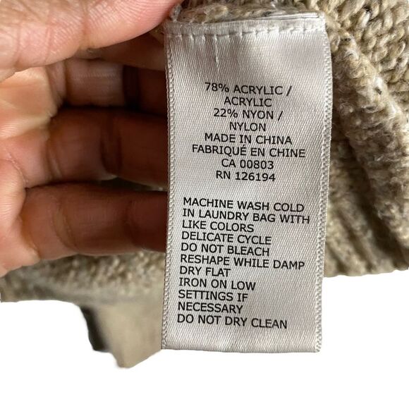 Jana Women’s Oatmeal Round Neck Knit Sweater - Picture 5 of 6